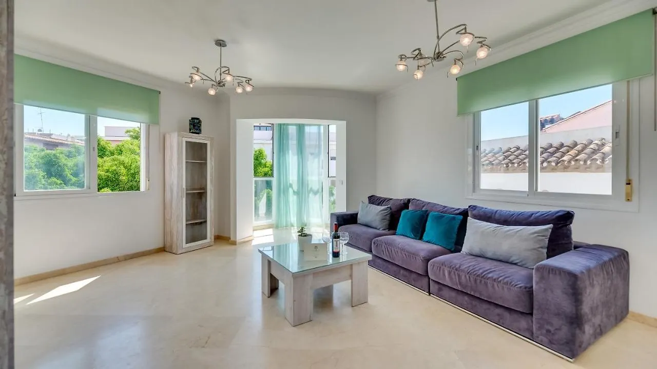 Chic Uurban Oasis In Estepona Daire