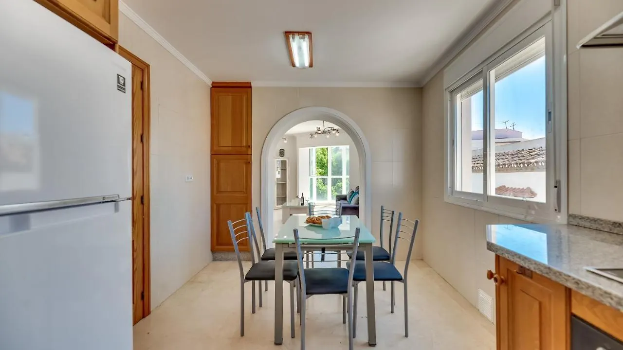 Chic Uurban Oasis In Estepona 0*,  İspanya