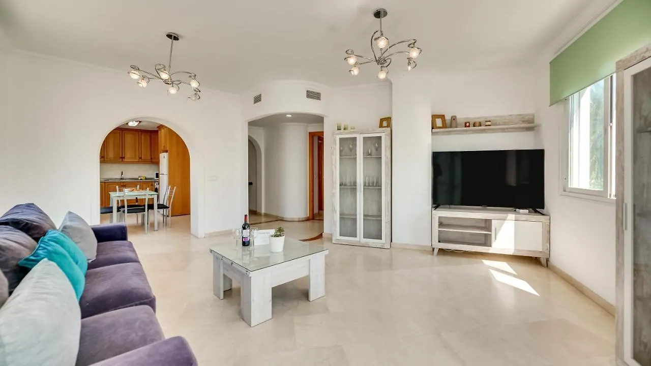 Chic Uurban Oasis In Estepona Spanyolország